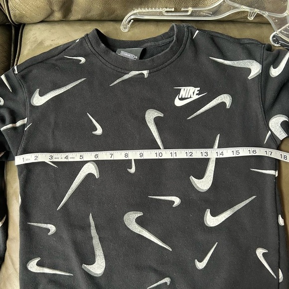 Girls Nike Printed Swooshfetti Sweater - Picture 9 of 12
